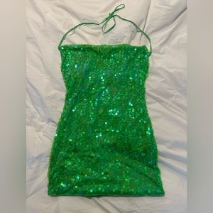 green sequin bodycon dress